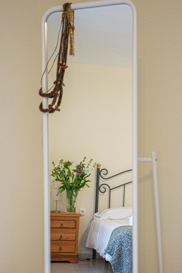 Ispal Apartment & Parking Seville Historic Center Vutse06601 ภายนอก รูปภาพ