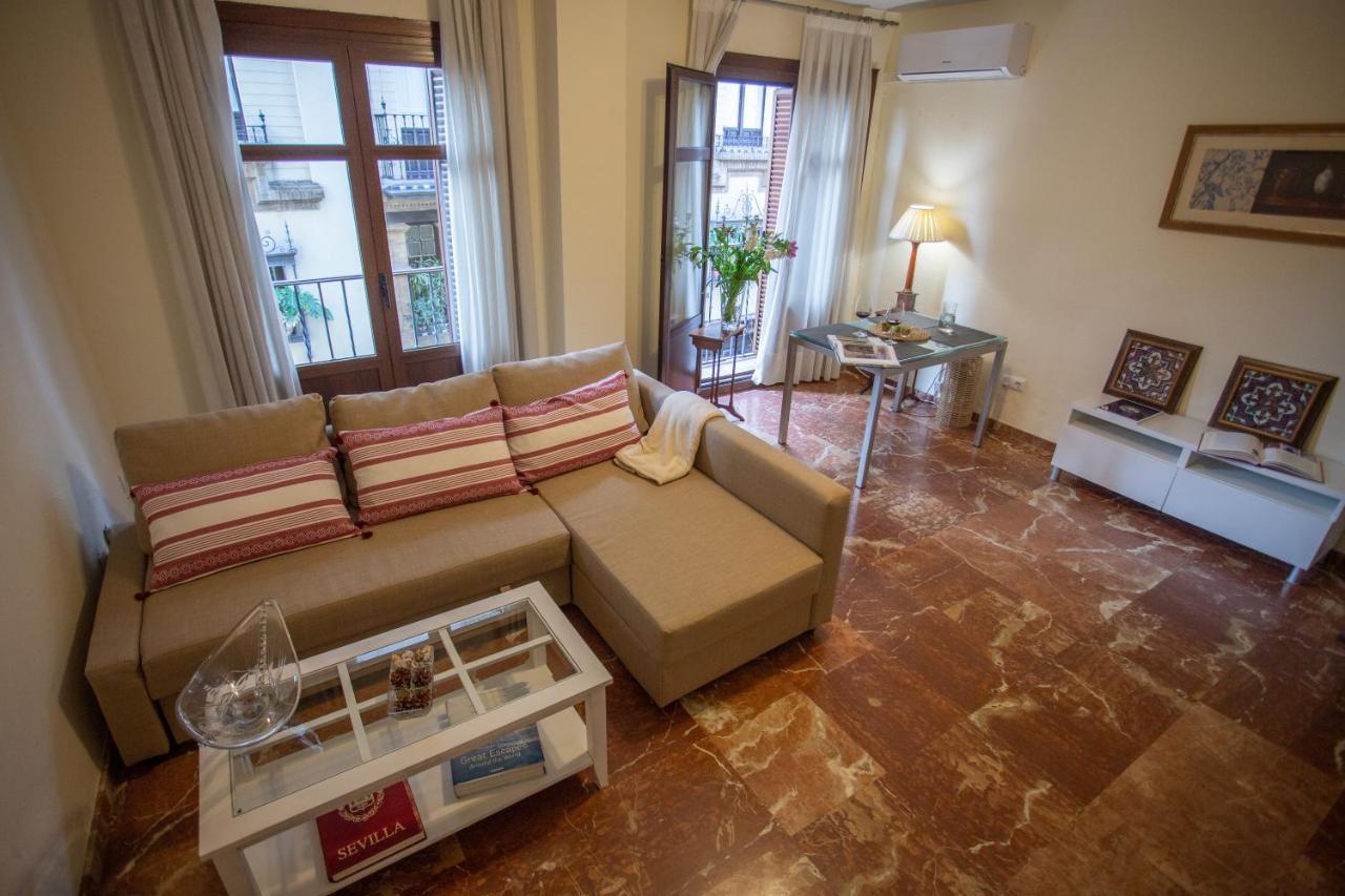Ispal Apartment & Parking Seville Historic Center Vutse06601 ภายนอก รูปภาพ
