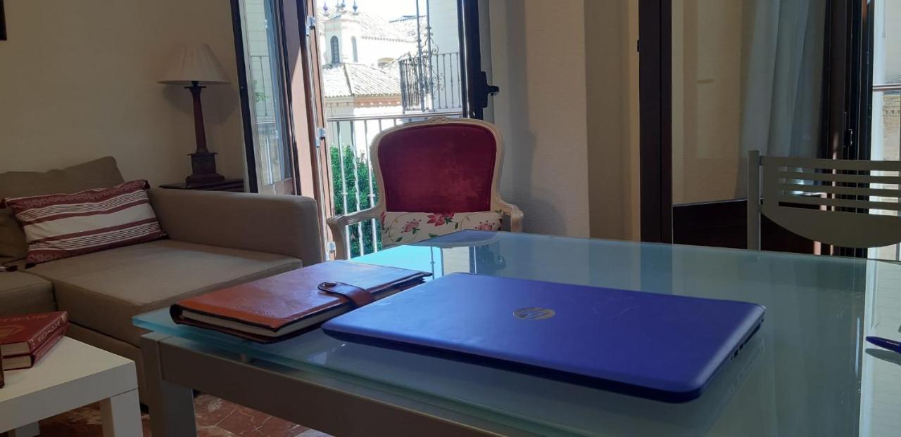 Ispal Apartment & Parking Seville Historic Center Vutse06601 ภายนอก รูปภาพ