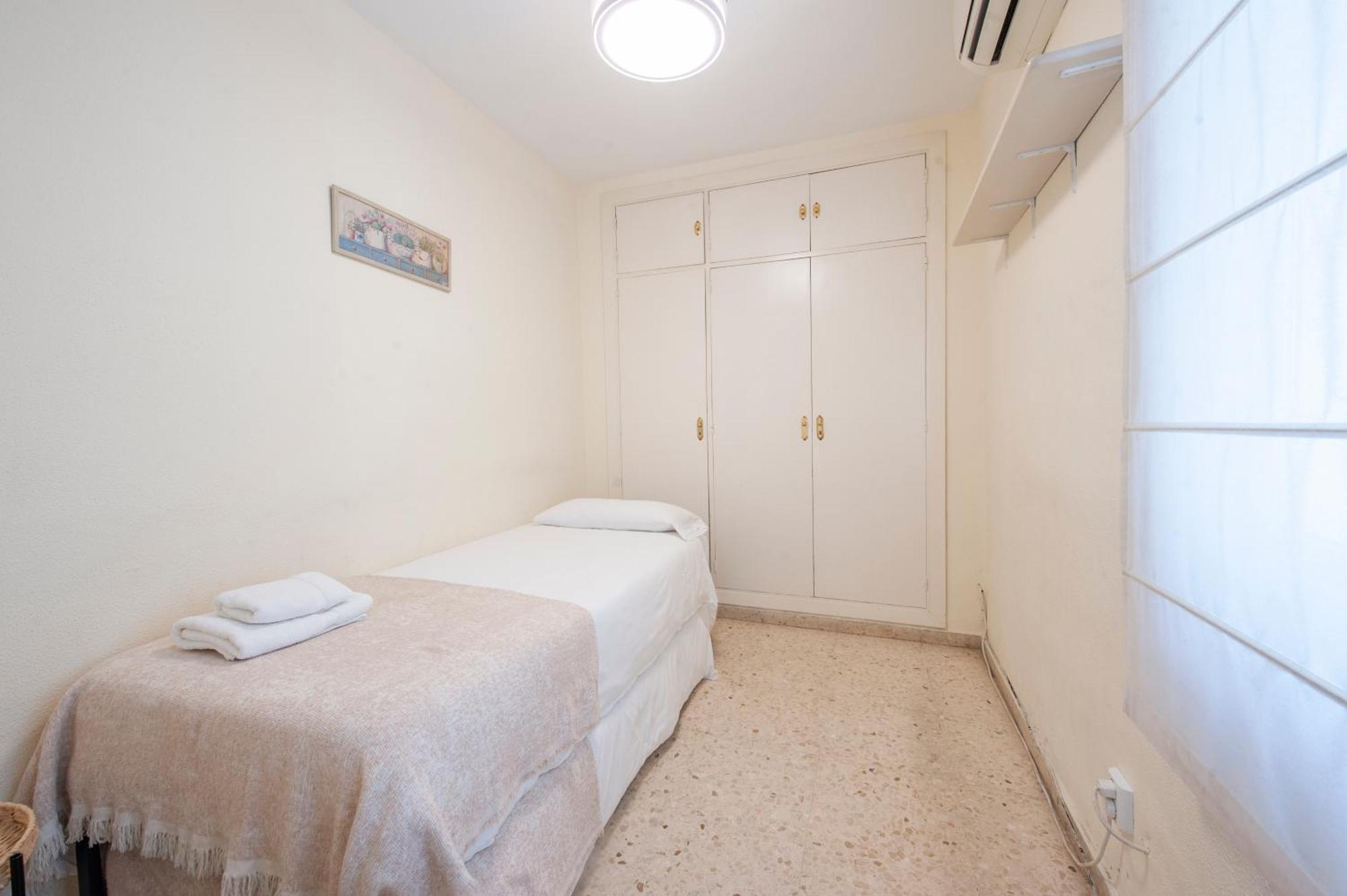 Ispal Apartment & Parking Seville Historic Center Vutse06601 ภายนอก รูปภาพ