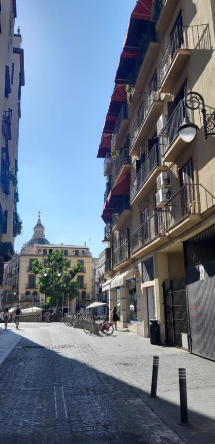 Ispal Apartment & Parking Seville Historic Center Vutse06601 ภายนอก รูปภาพ
