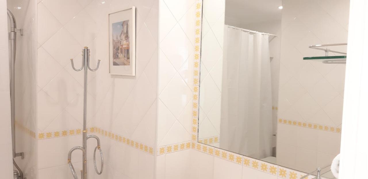 Ispal Apartment & Parking Seville Historic Center Vutse06601 ภายนอก รูปภาพ